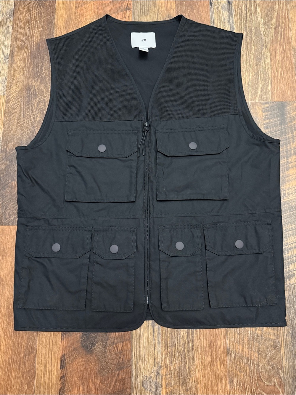 H&M Men’s Black Utility Cargo Vest Multi Pocket Mesh Size Small
